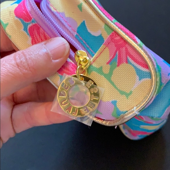 Lilly Pulitzer for Estée Lauder make up case - Picture 4 of 5